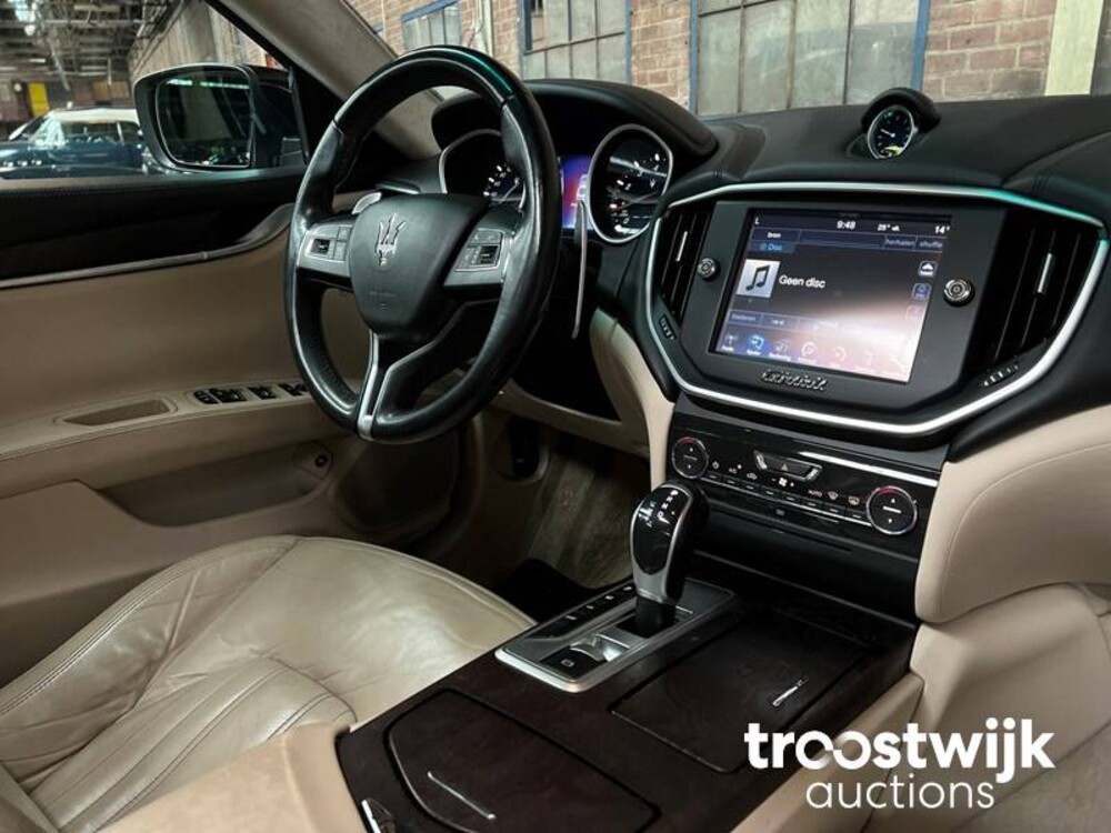 Maserati Ghibli 3.0 V6 330PS 2014 -Orig NL-, 6-TXZ-35