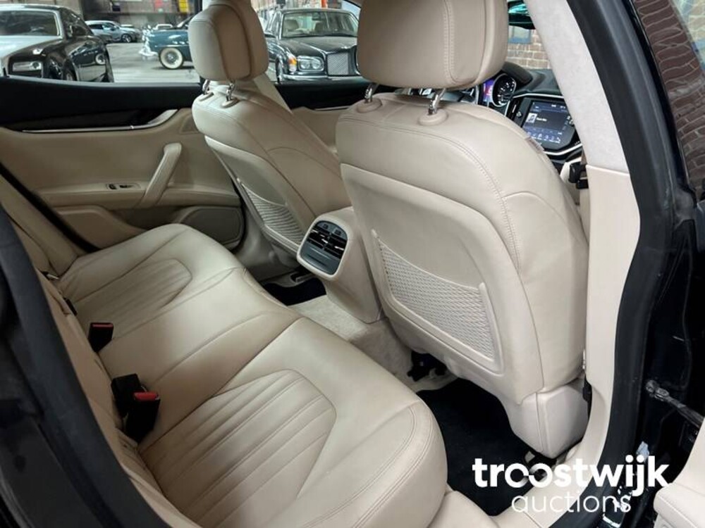 Maserati Ghibli 3.0 V6 330PS 2014 -Orig NL-, 6-TXZ-35