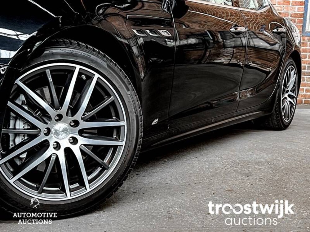 Maserati Ghibli 3.0 V6 330PS 2014 -Orig NL-, 6-TXZ-35