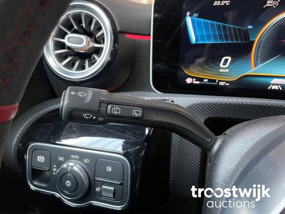 Mercedes-Benz A35 AMG 4Matic Premium Plus  306 PS 2019 A-Klasse, J-833-GL