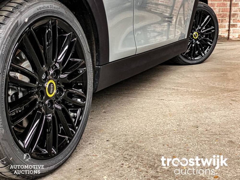 Mini Cooper Elektrisch 184PS 2022 -Herstellergarantie-