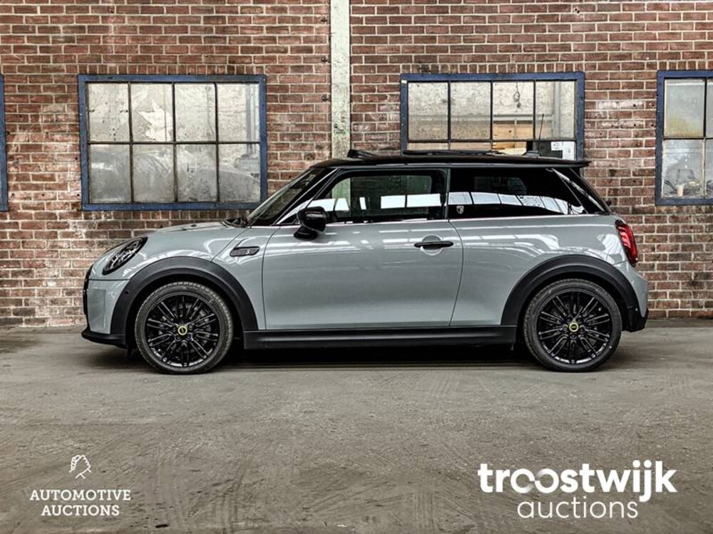 Mini Cooper Elektrisch 184PS 2022 -Herstellergarantie-