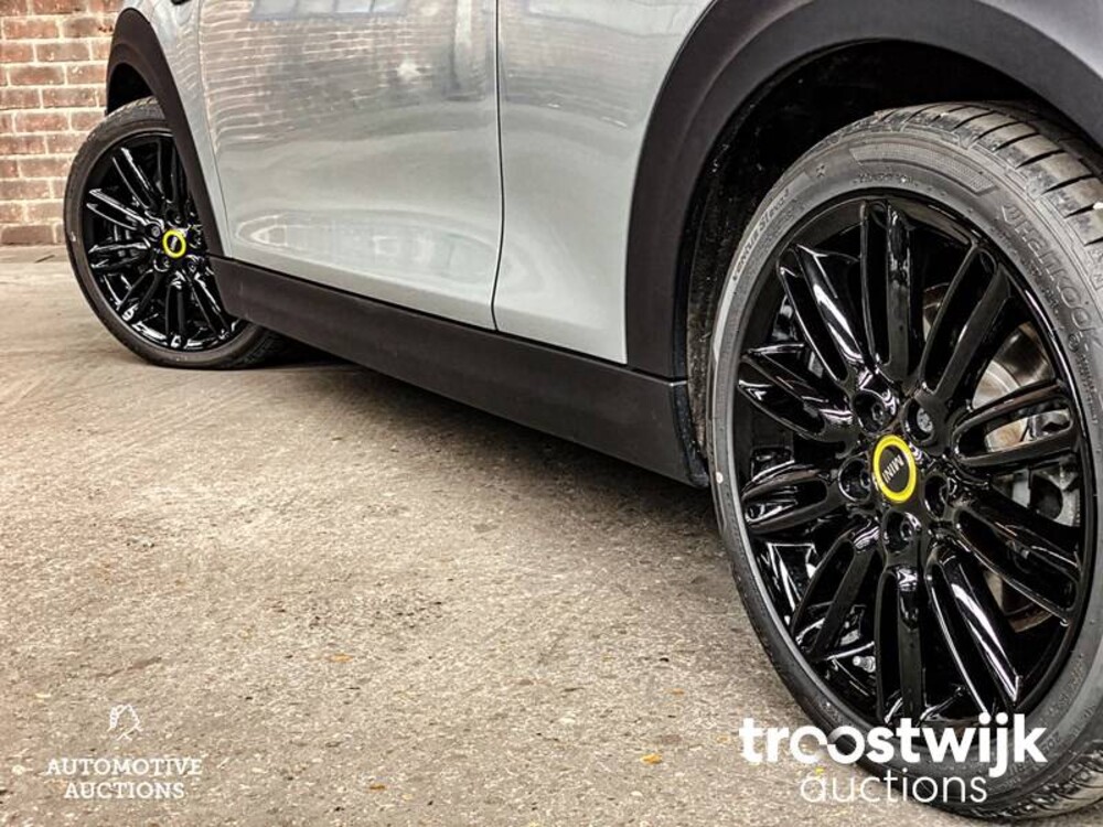 Mini Cooper Elektrisch 184PS 2022 -Herstellergarantie-