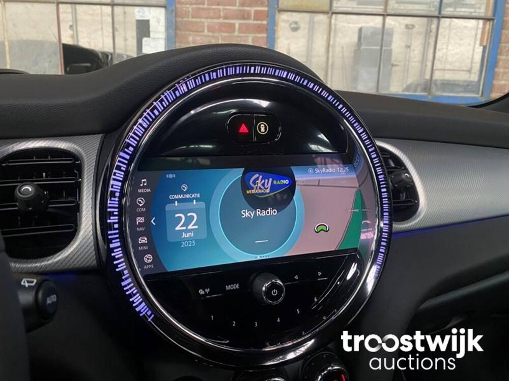 Mini Cooper Elektrisch 184PS 2022 -Herstellergarantie-