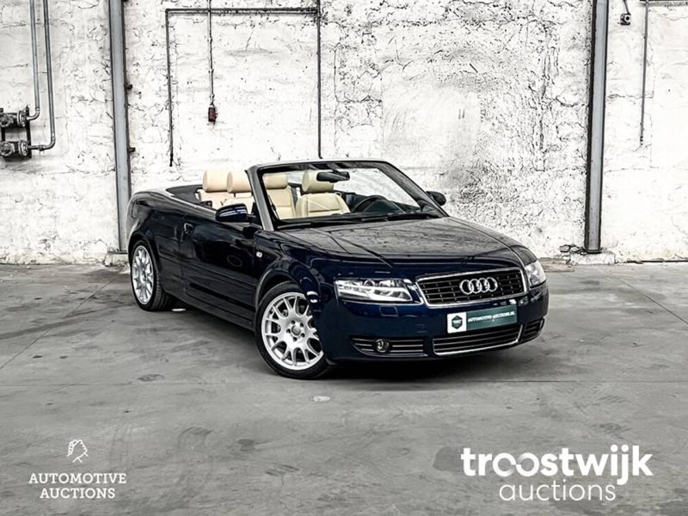 Audi A4 Cabriolet 3.0 V6 Pro Line 220pk 2003, 49-RB-TG