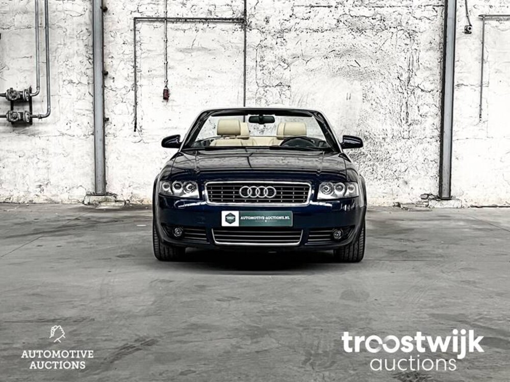 Audi A4 Cabriolet 3.0 V6 Pro Line 220pk 2003, 49-RB-TG