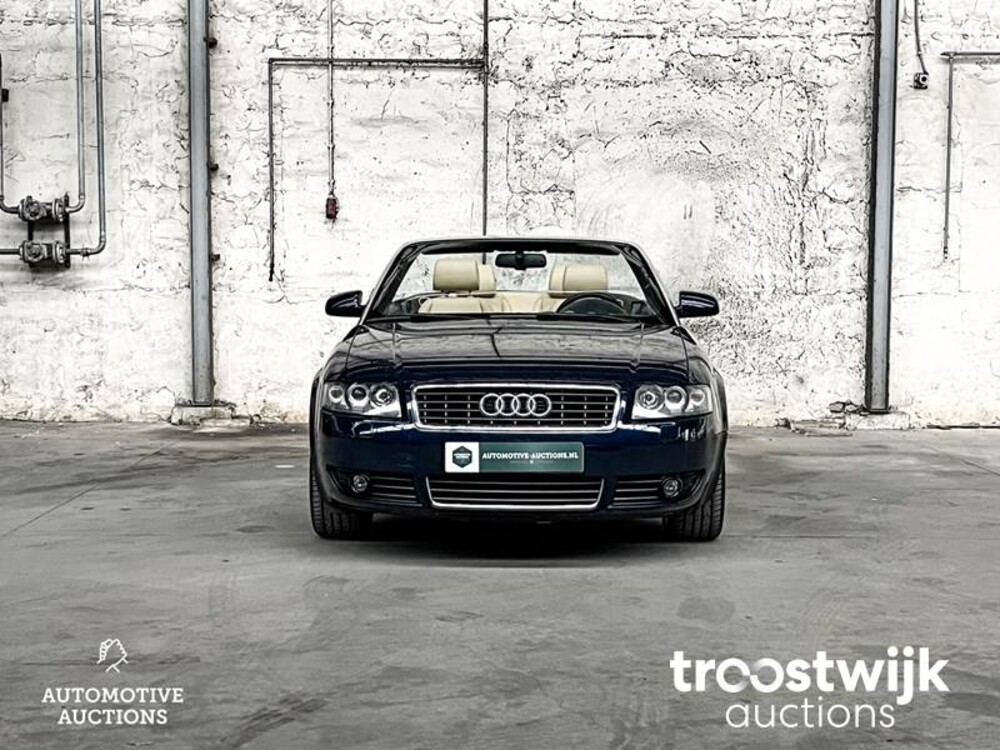 Audi A4 Cabriolet 3.0 V6 Pro Line 220pk 2003, 49-RB-TG