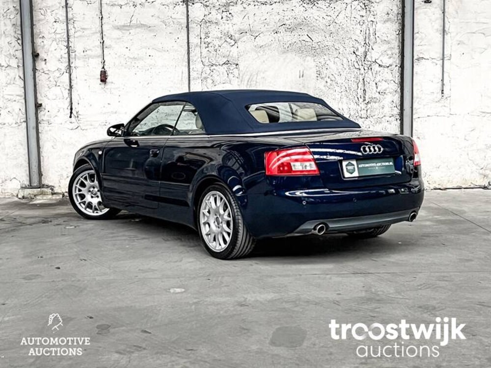 Audi A4 Cabriolet 3.0 V6 Pro Line 220pk 2003, 49-RB-TG
