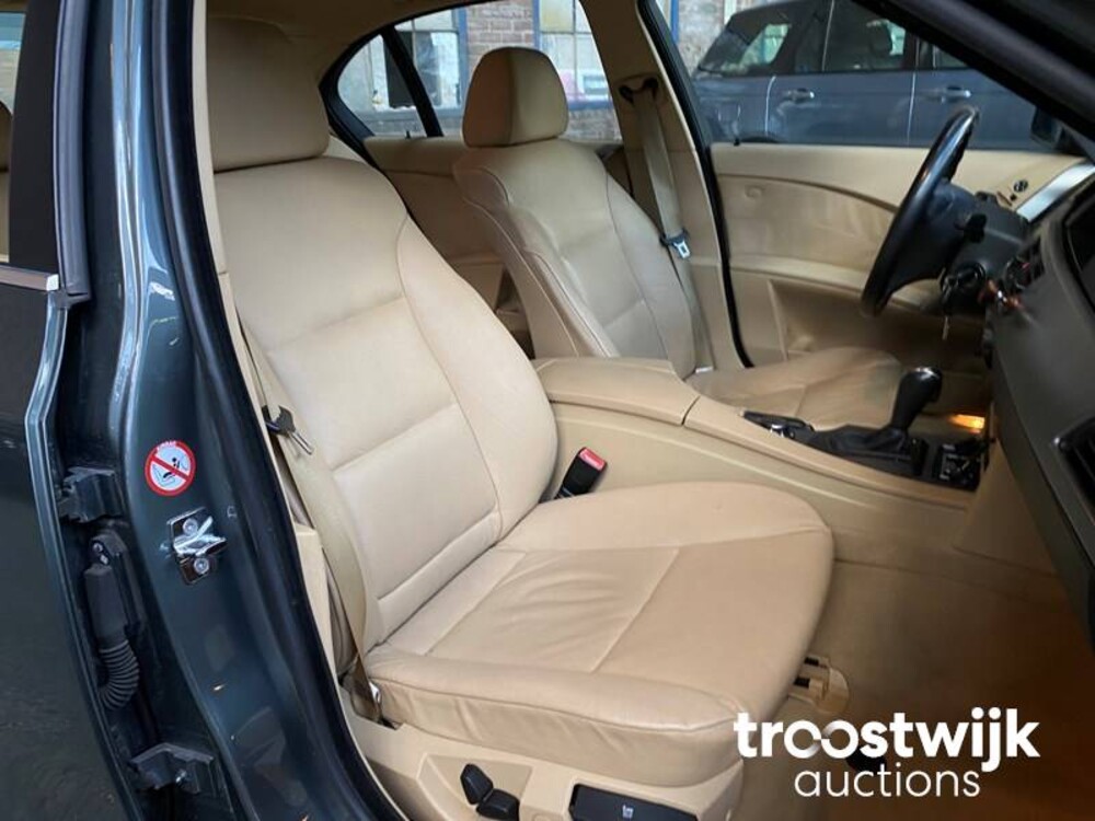 BMW 530i Executive E60 231pk 2003 -Orig. NL-, 40-NB-ZP