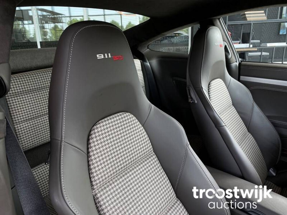 Porsche 911 Carrera S 991 3.8 50th Anniversary Edition Sport Chrono 400pk 2014 -Orig. NL-, 8-TBN-68