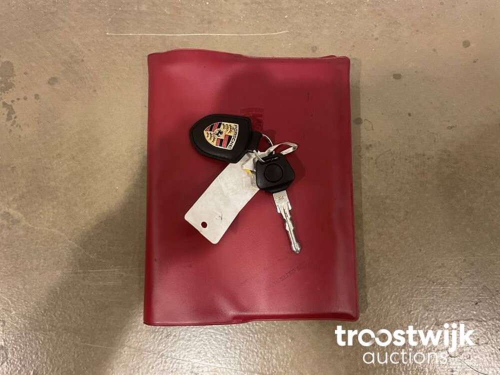 Porsche 928 S 4.7 Coupé 300 PS 1986, NB-JH-42