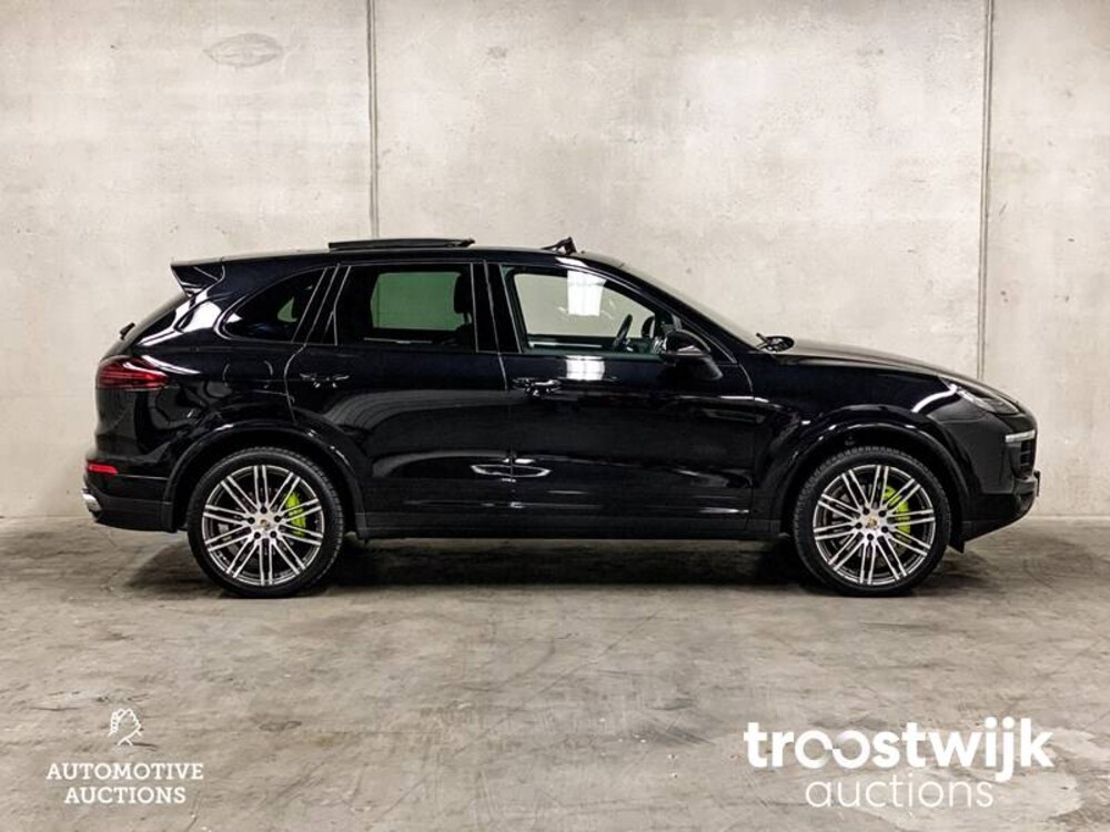 Porsche Cayenne S E-Hybrid 3.0 V6 Sport Chrono 416hp 2015 -Orig NL-, HF-254-S