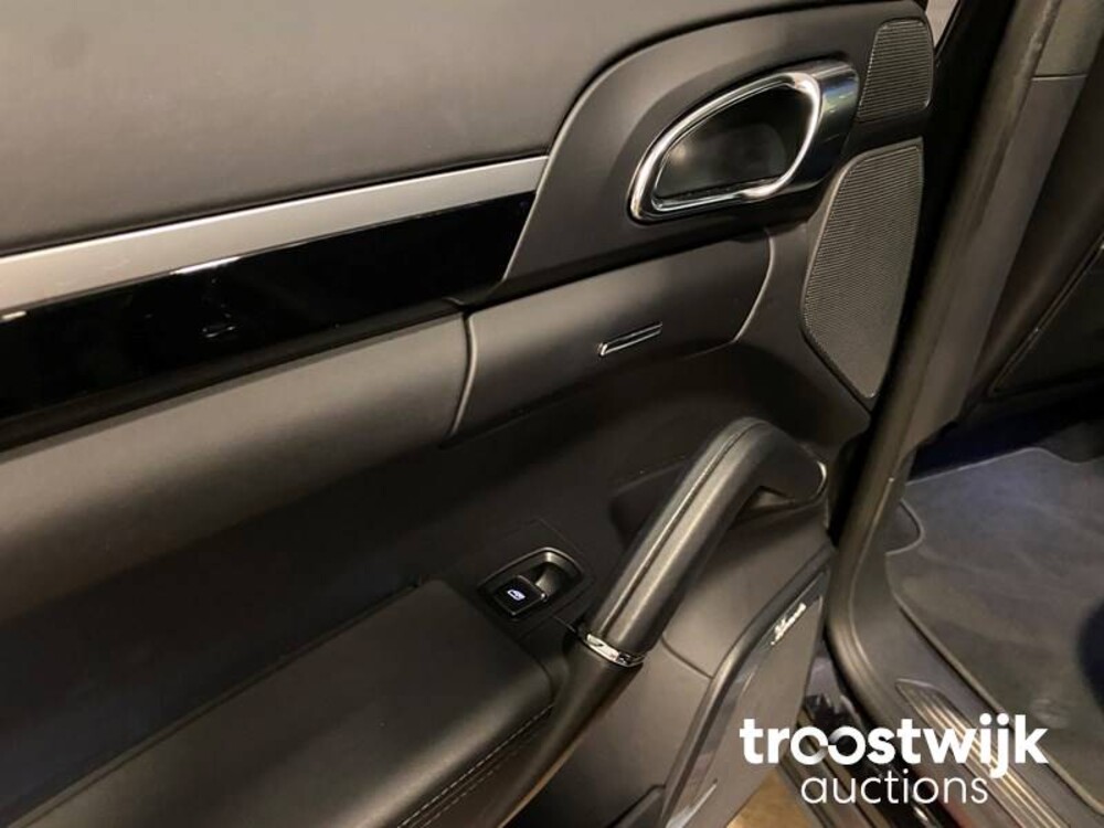 Porsche Cayenne S E-Hybrid 3.0 V6 Sport Chrono 416hp 2015 -Orig NL-, HF-254-S