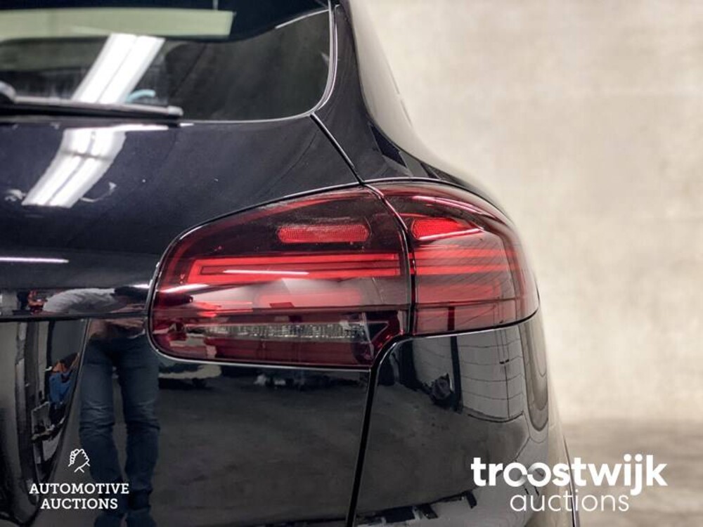 Porsche Cayenne S E-Hybrid 3.0 V6 Sport Chrono 416hp 2015 -Orig NL-, HF-254-S