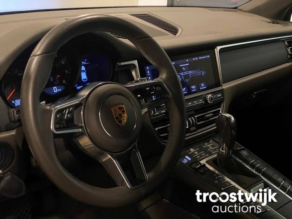 Porsche Macan 2.0 NEUE-MODELL 245PS 2019 -Orig.NL- G-357-FZ