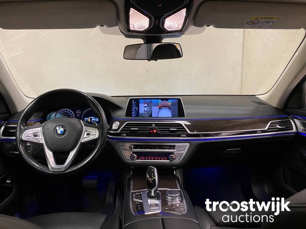 BMW 750Li High Executive Twin Power Turbo 449 PS 2016 7er Serie, PL-586-X