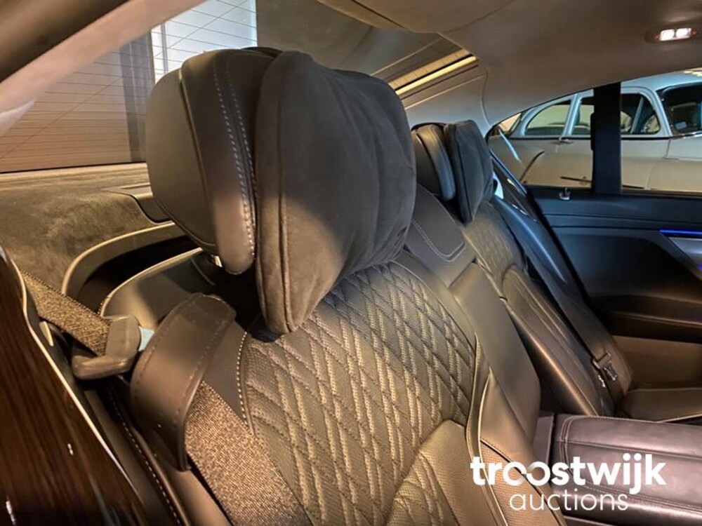 BMW 750Li High Executive Twin Power Turbo 449 PS 2016 7er Serie, PL-586-X