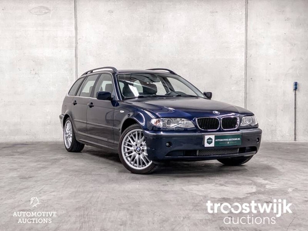 BMW 330xi Executive 231hp 2001 -Orig. NL-, 82-HS-JT