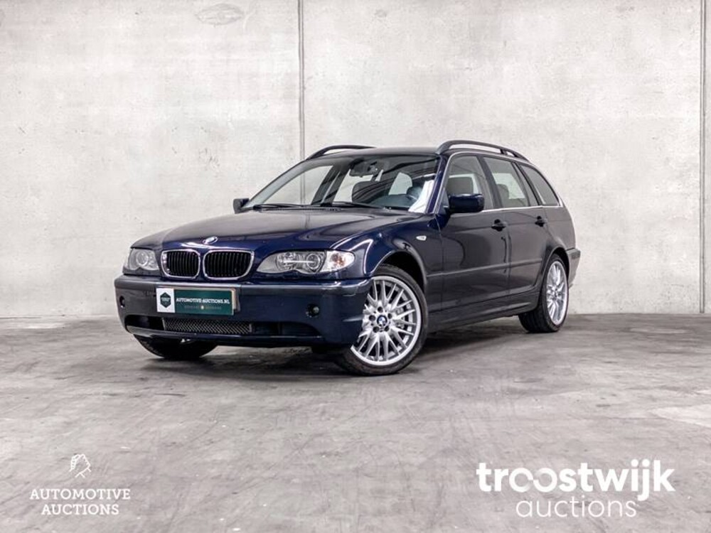 BMW 330xi Executive 231hp 2001 -Orig. NL-, 82-HS-JT