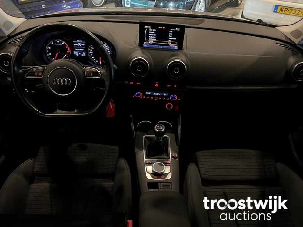 Audi A3 Limousine TFSI CoD Ambition Pro Line S 140pk 2014, GG-288-J