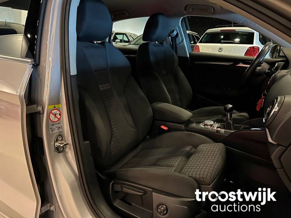 Audi A3 Limousine TFSI CoD Ambition Pro Line S 140pk 2014, GG-288-J