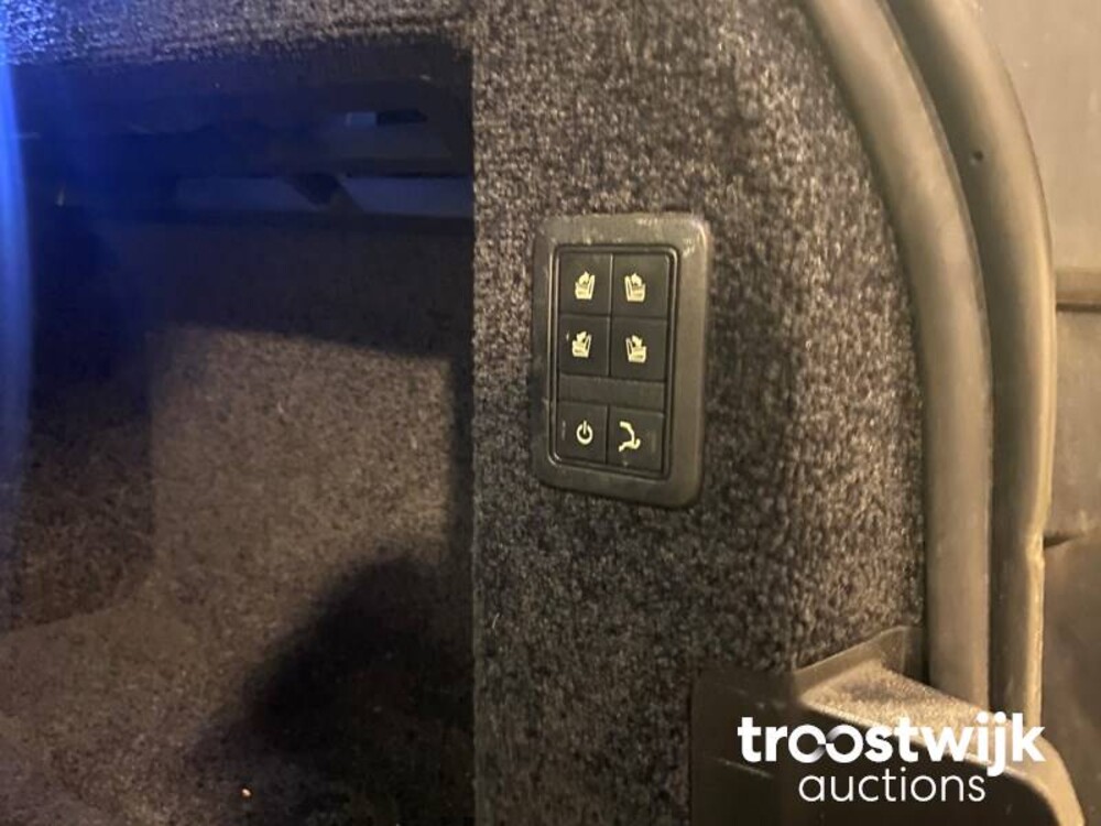 Land Rover Range Rover 4.4 SDV8 Autobiography 340pk 2013, 3-KHF-28