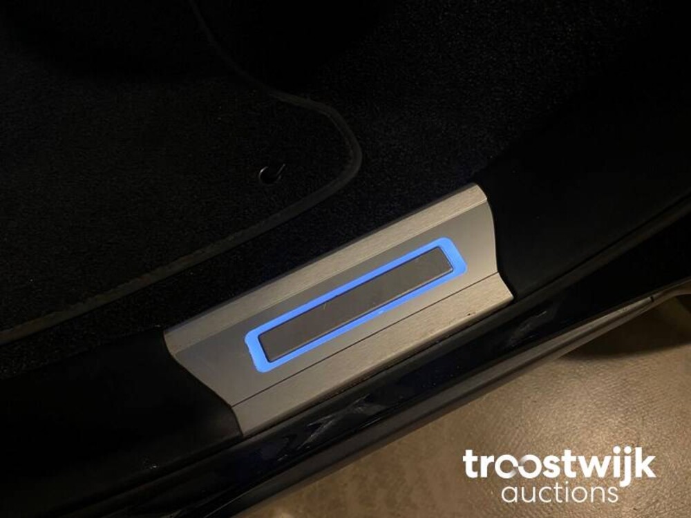 Land Rover Range Rover 4.4 SDV8 Autobiography 340pk 2013, 3-KHF-28