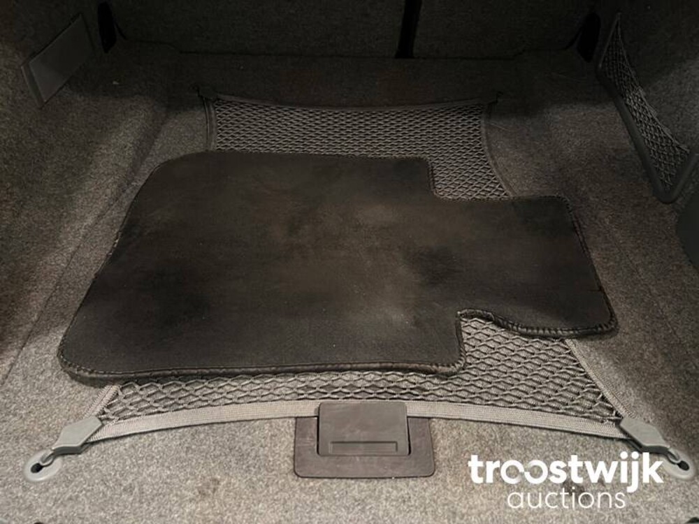 BMW 325i Coupe E92/E90 Introduction 3-Serie 218pk 2006 -Youngtimer-, 08-TJ-RG