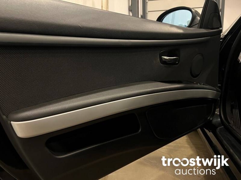 BMW 325i Coupe E92/E90 Introduction 3-Serie 218pk 2006 -Youngtimer-, 08-TJ-RG