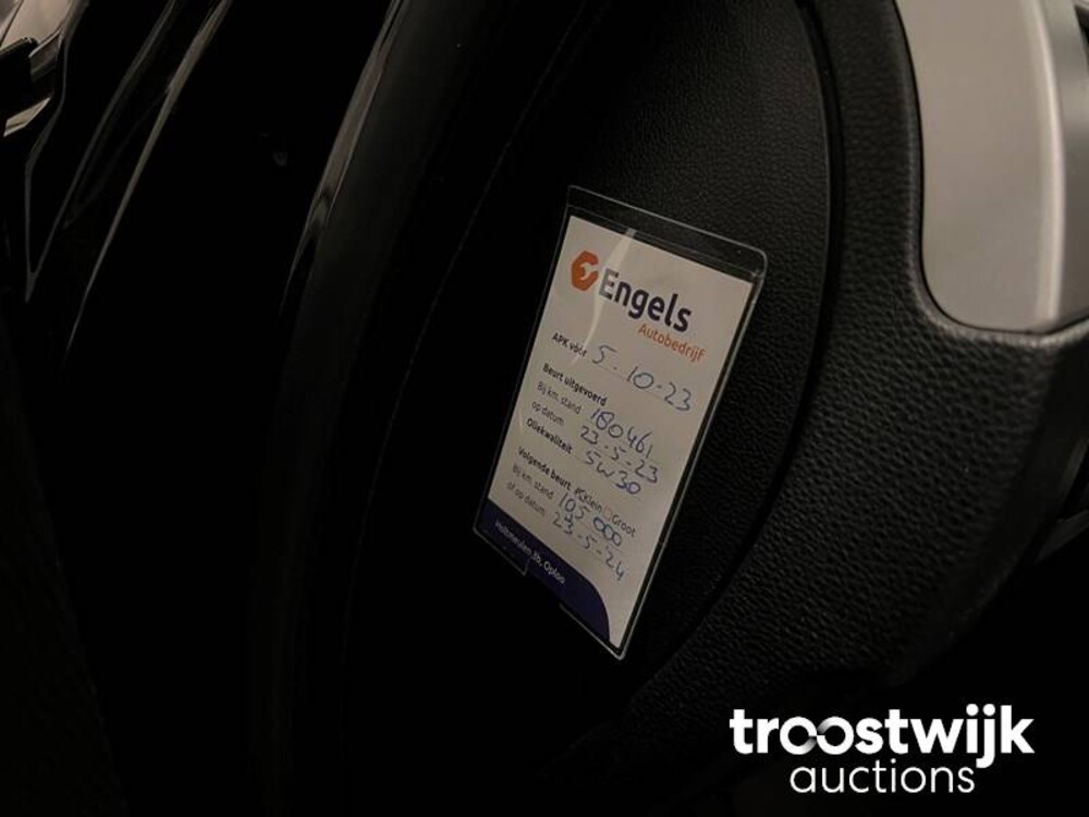 BMW 325i Coupe E92/E90 Introduction 3-Serie 218pk 2006 -Youngtimer-, 08-TJ-RG