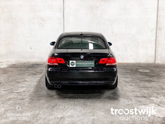 BMW 325i Coupe E92/E90 Introduction 3-Series 218hp 2006 -Youngtimer-, 08-TJ-RG