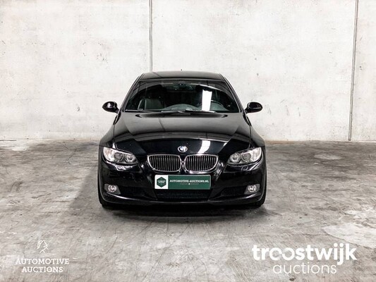 BMW 325i Coupe E92/E90 Introduction 3-Series 218hp 2006 -Youngtimer-, 08-TJ-RG