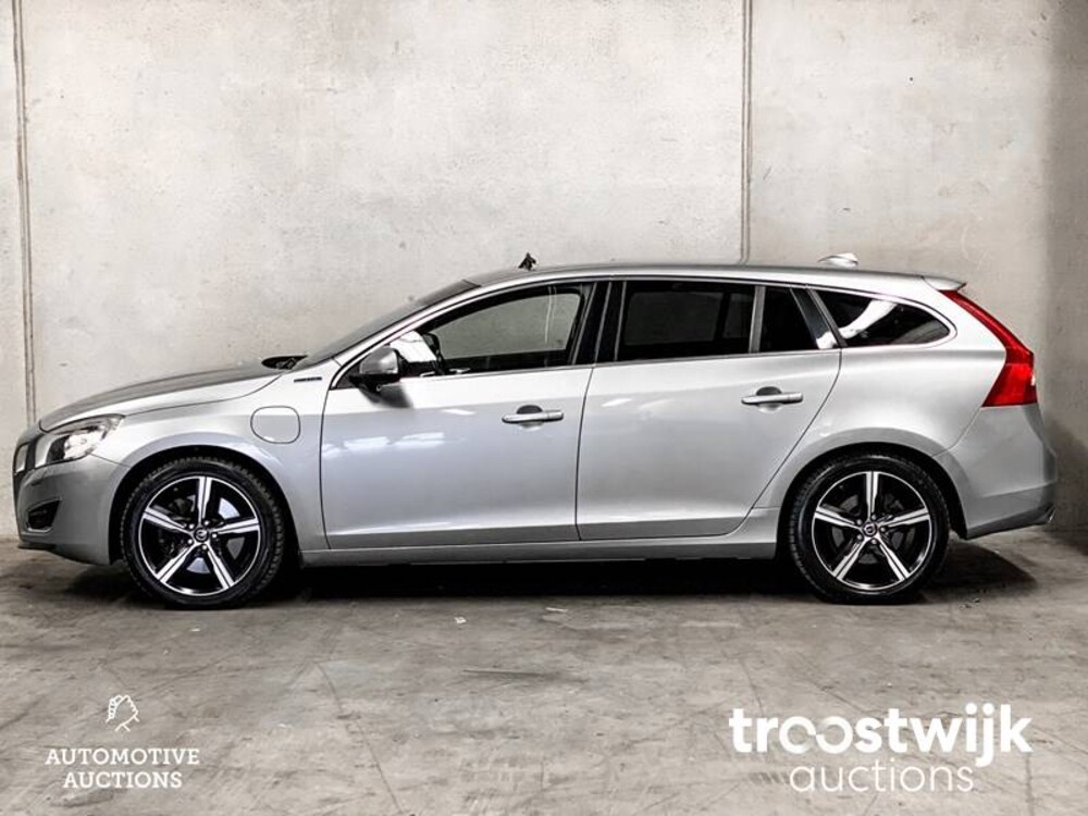 Volvo V60 2.4 D6 AWD Plug-In Hybrid Pure Limited 215pk 2013, JV-470-T
