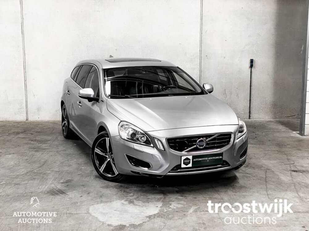 Volvo V60 2.4 D6 AWD Plug-In Hybrid Pure Limited 215pk 2013, JV-470-T