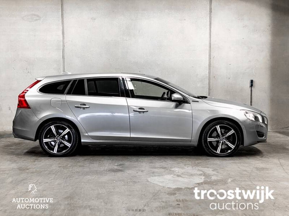 Volvo V60 2.4 D6 AWD Plug-In Hybrid Pure Limited 215pk 2013, JV-470-T