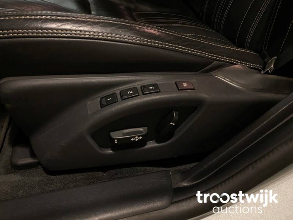 Volvo V60 2.4 D6 AWD Plug-In Hybrid Pure Limited 215pk 2013, JV-470-T