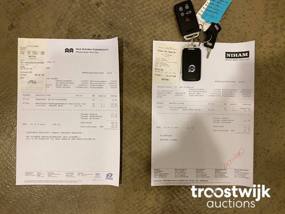 Volvo V60 2.4 D6 AWD Plug-In Hybrid Pure Limited 215pk 2013, JV-470-T