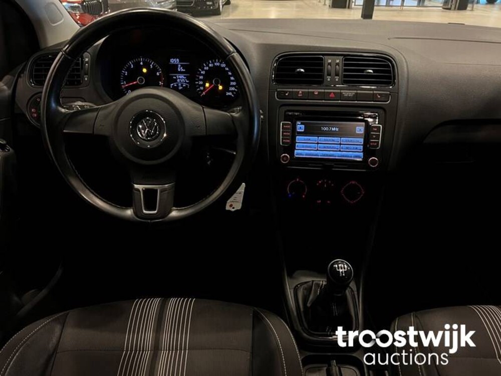 Volkswagen Polo Match TSI Highline 90pk 2012, NP-732-R