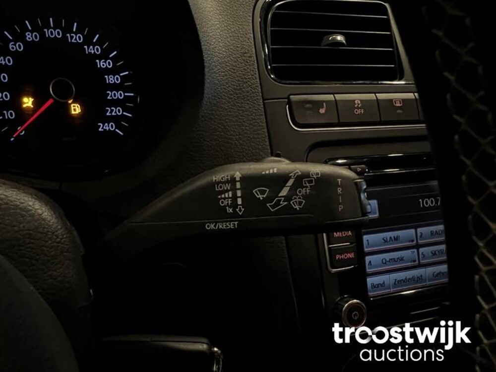 Volkswagen Polo Match TSI Highline 90pk 2012, NP-732-R