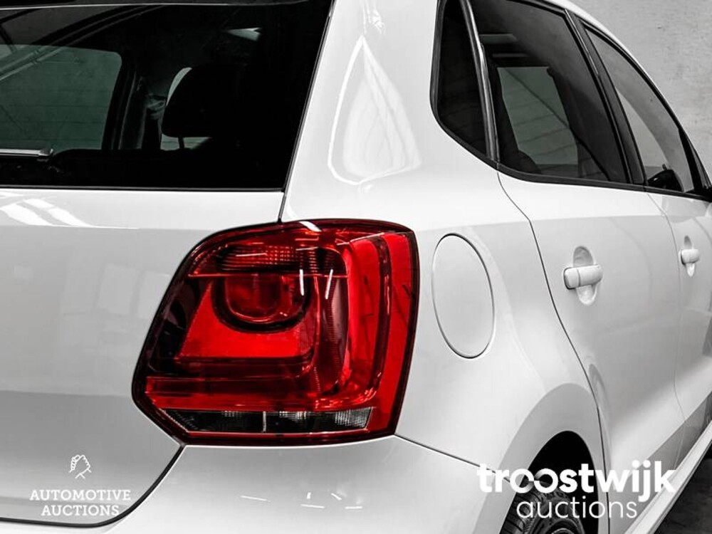 Volkswagen Polo Match TSI Highline 90pk 2012, NP-732-R