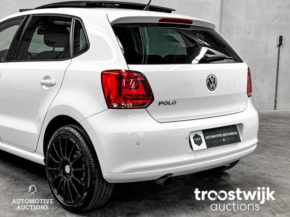 Volkswagen Polo Match TSI Highline 90pk 2012, NP-732-R