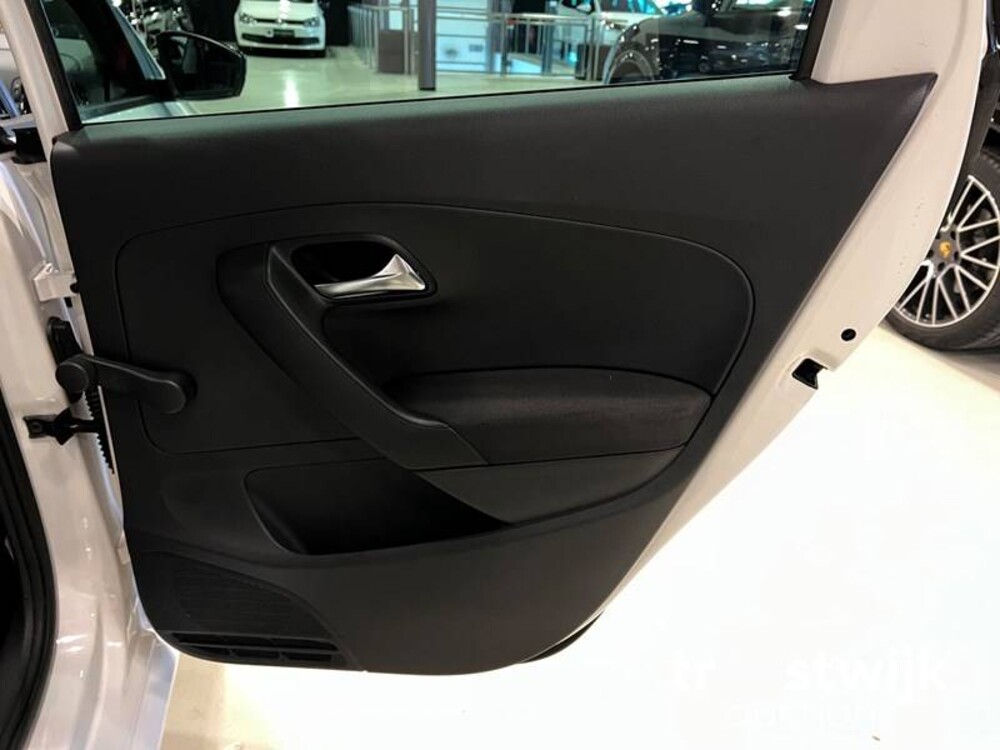 Volkswagen Polo Match TSI Highline 90pk 2012, NP-732-R