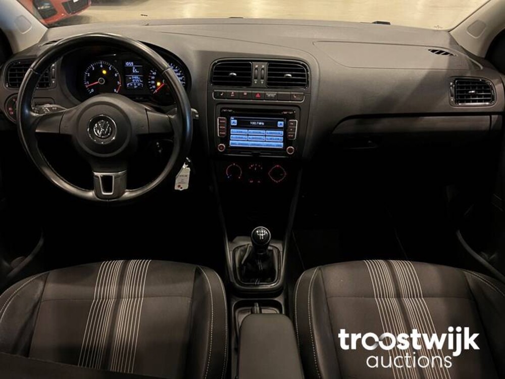 Volkswagen Polo Match TSI Highline 90pk 2012, NP-732-R