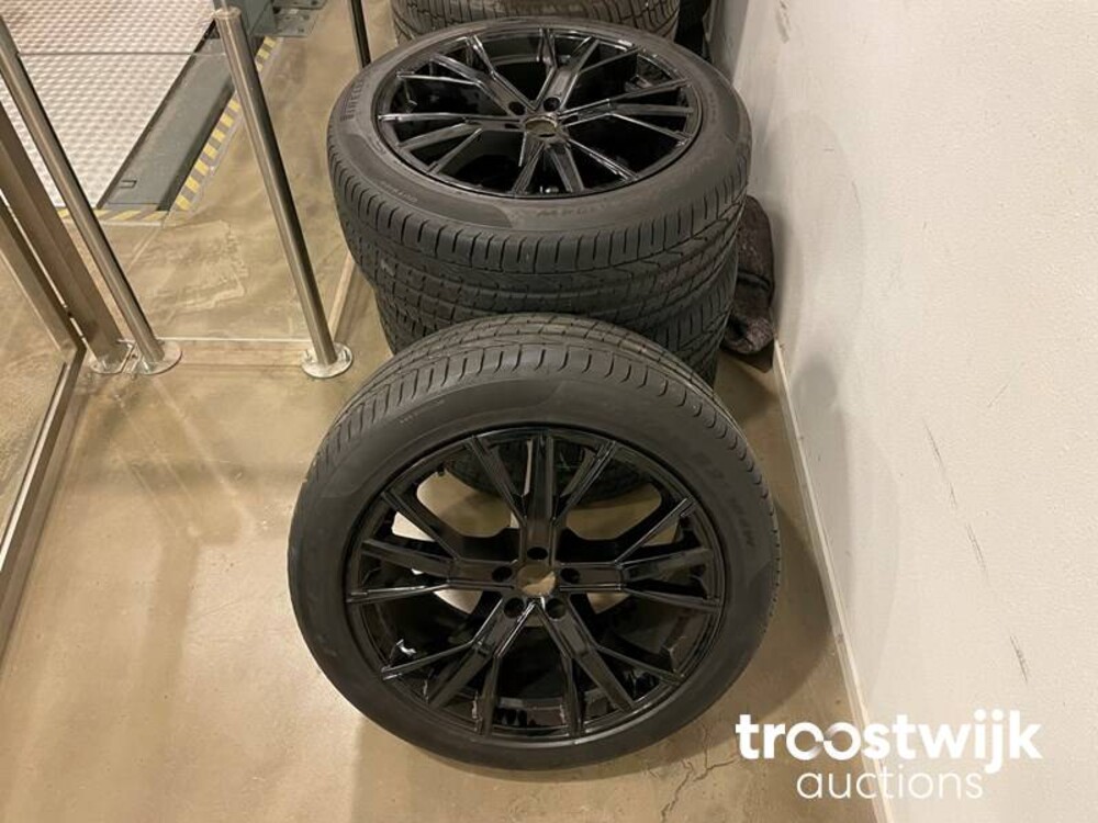 Audi e-tron Sportback 55 Quattro S edition 95 kWh S-Line 408PS 2020 -Orig. NL-, J-746-HV