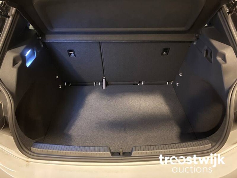 Volkswagen ID.3 Pro Performance 58 kWh 204 PS 2022, R-643-ZN