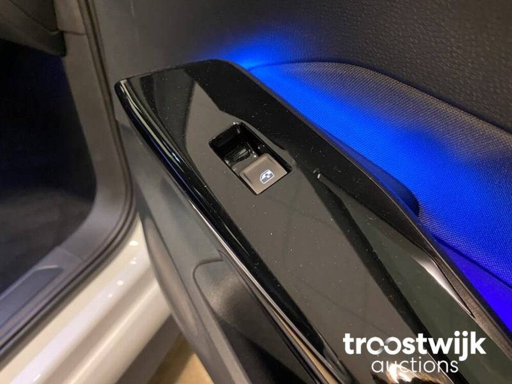 Volkswagen ID.3 Pro Performance 58 kWh 204 PS 2022, R-643-ZN