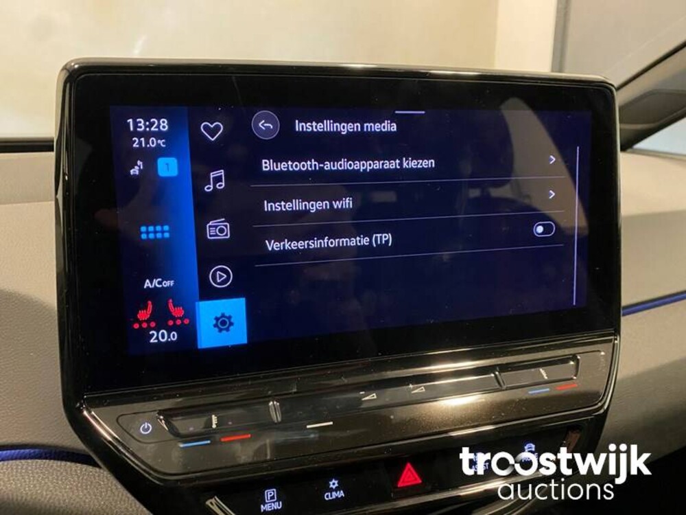 Volkswagen ID.3 Pro Performance 58 kWh 204 PS 2022, R-643-ZN