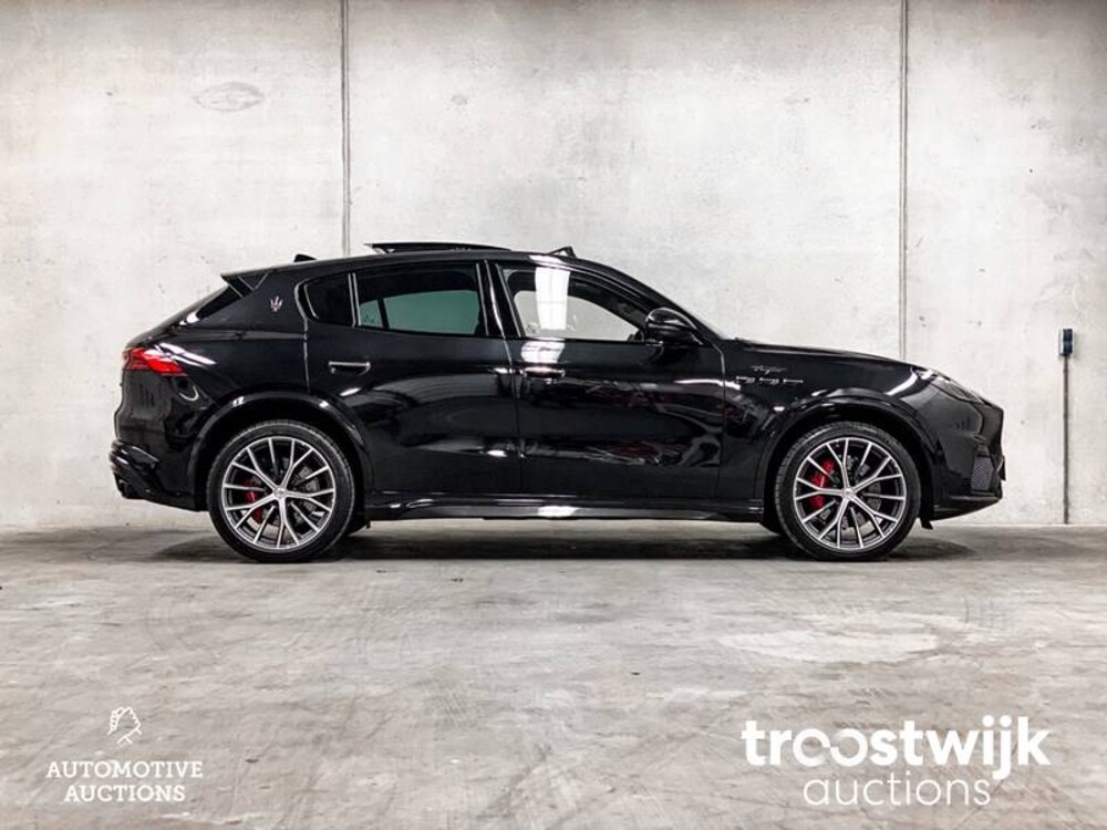 Maserati Grecale Trofeo 3.0 V6 531pk 2022 -Fabrieksgarantie-