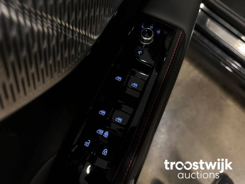 Maserati Grecale Trofeo 3.0 V6 531pk 2022 -Fabrieksgarantie-