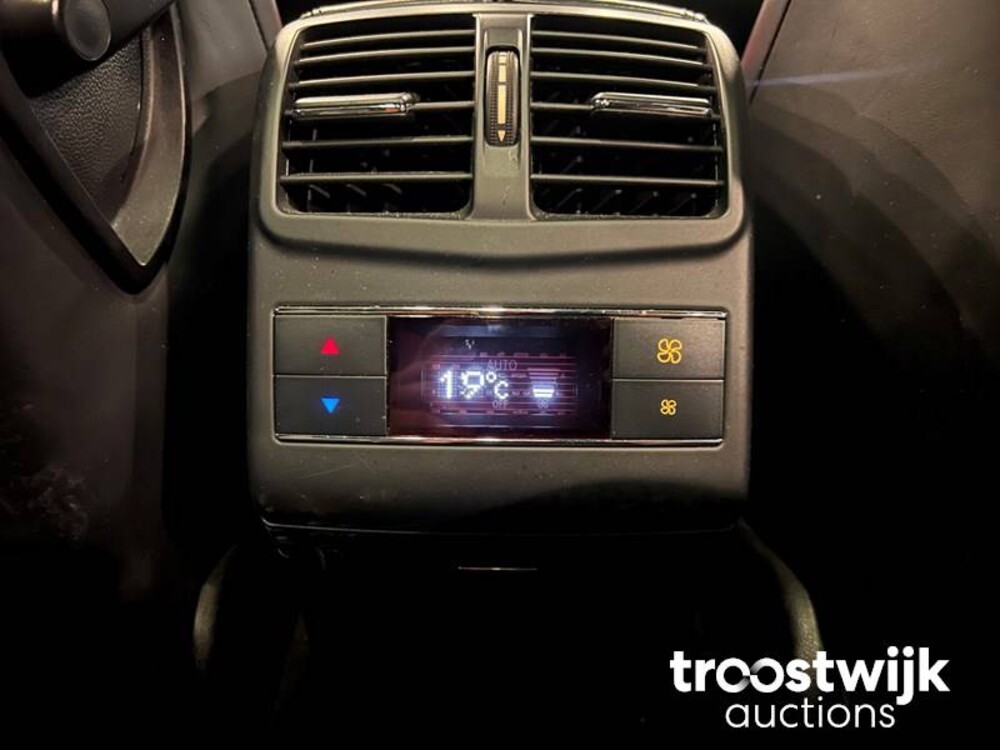 Mercedes-Benz E63 AMG 5.5 V8 4Matic 557pk 2014, S-420-BS